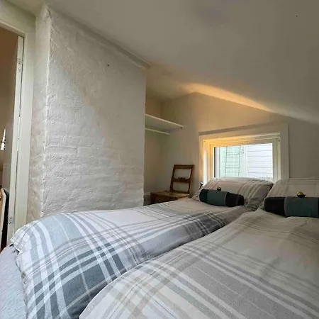 Sunny Loft With Terrace Close To City Center *